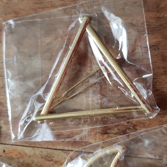 Fashion barrettes 4 pc NWOT - Picture 4 of 5